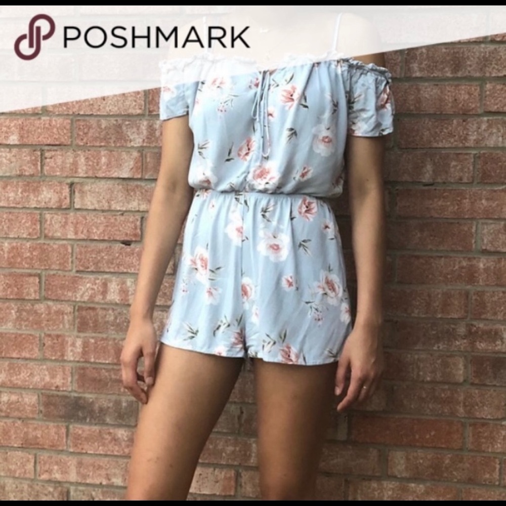 Kendall&Kylie Off The Shoulder Blue Floral Romper